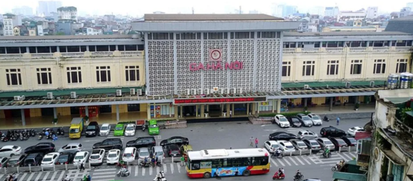 Ga Hà Nội - Ga trung tâm và là điểm xuất phát chính của tàu Hoa Phượng Đỏ tuyến Hà Nội - Hải Phòng