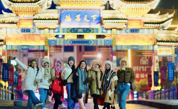 Tàu Nam Ninh Quảng Châu là lựa chọn lý tưởng để trải nghiệm mạng lưới tàu cao tốc hiện đại và tận hưởng chuyến du lịch đáng nhớ tại Trung Quốc.